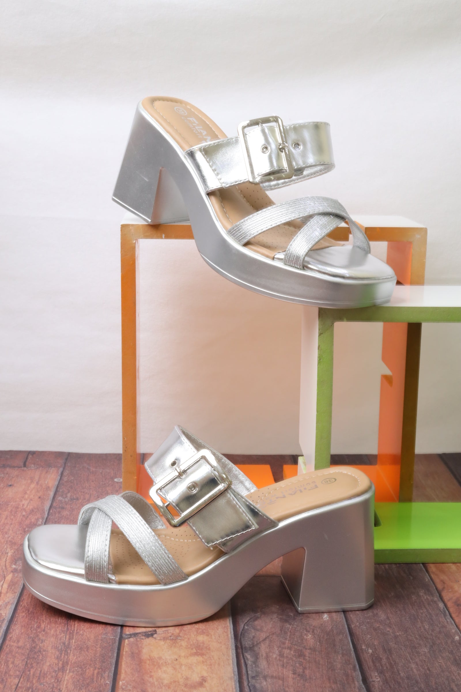 Women's heeled sandals 55062