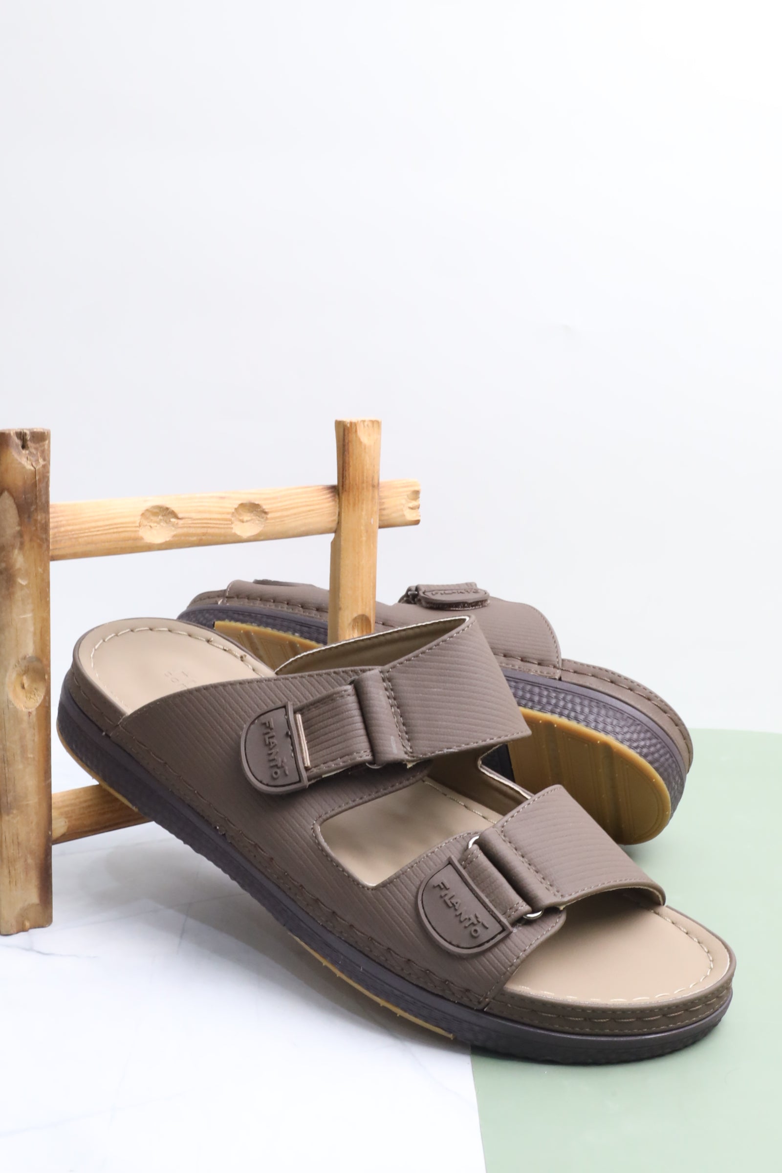 Men's sandal 45531