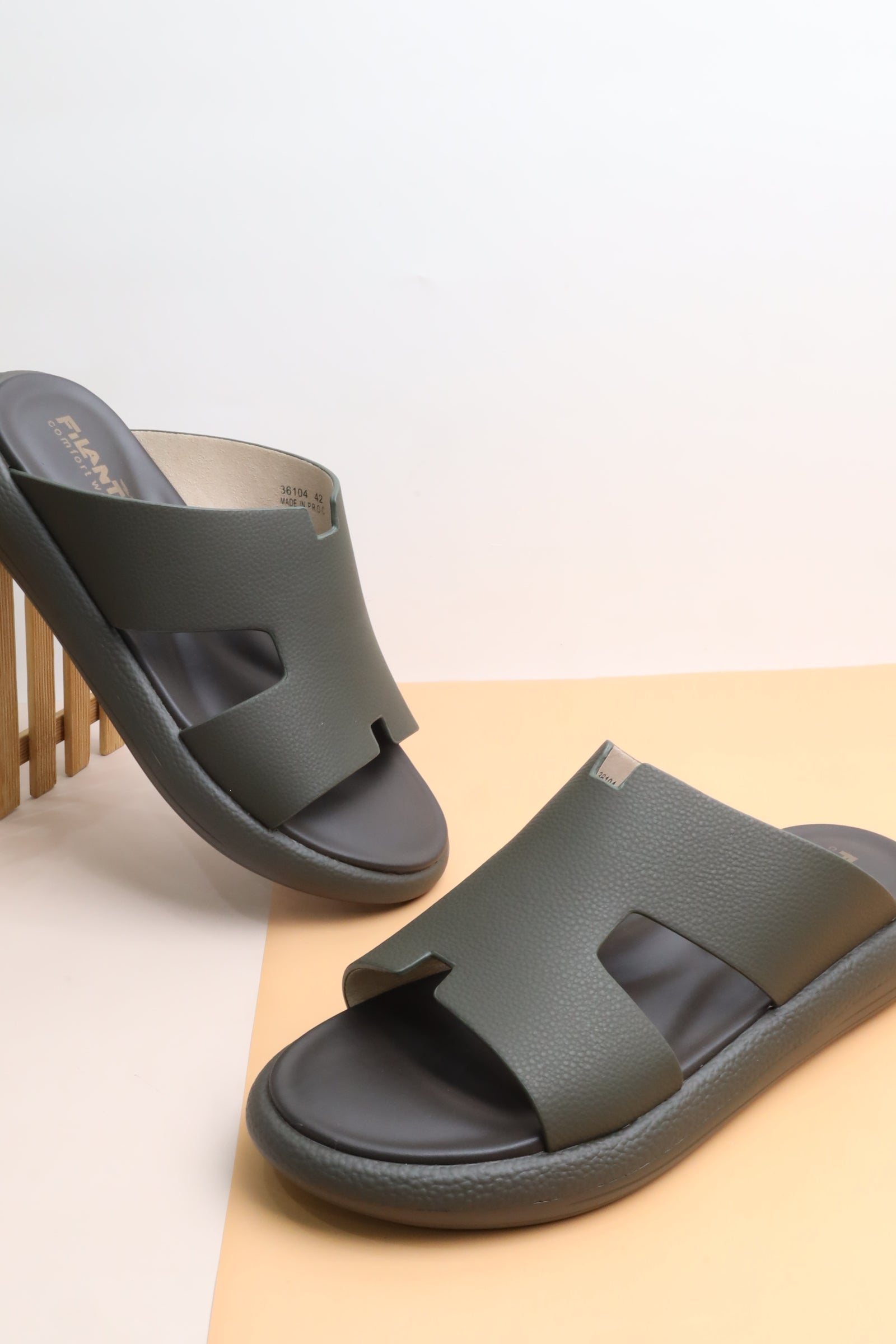 Men's sandal 36104