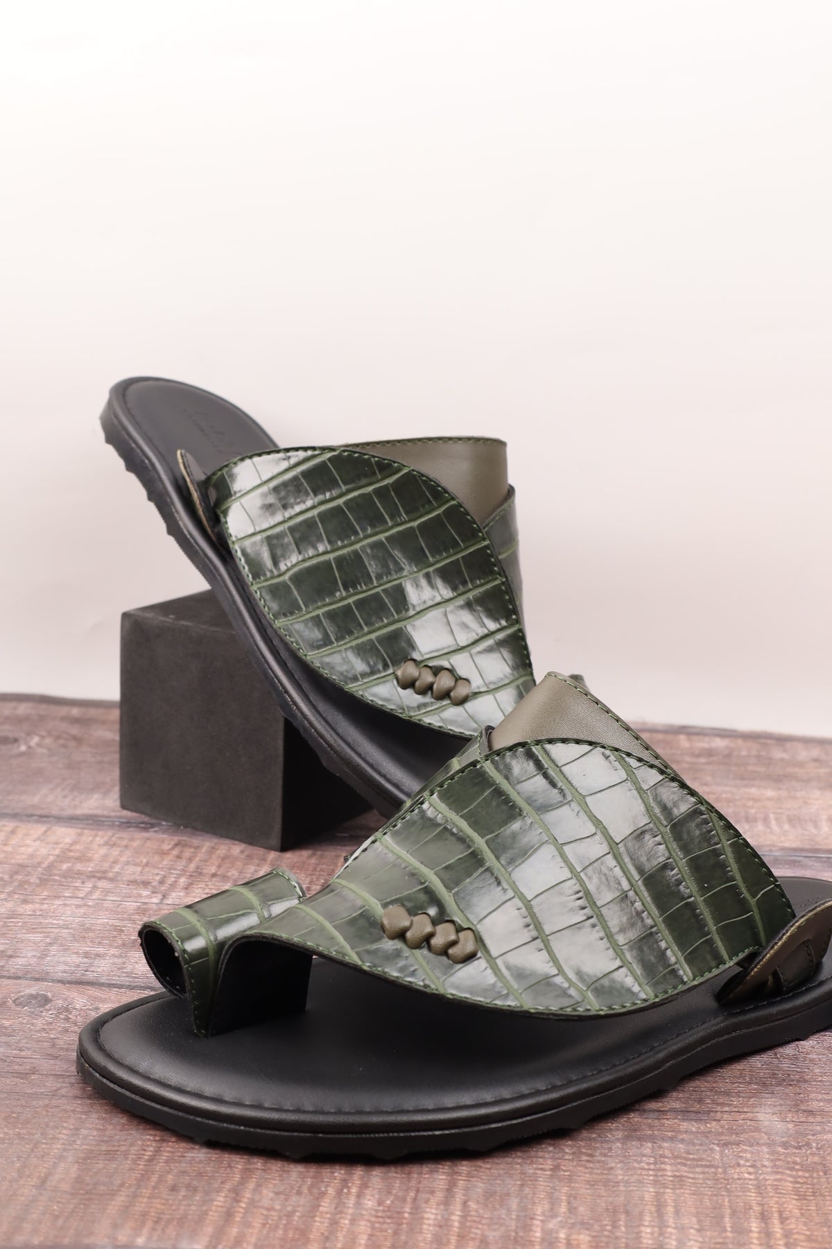 Men's oriental 15907