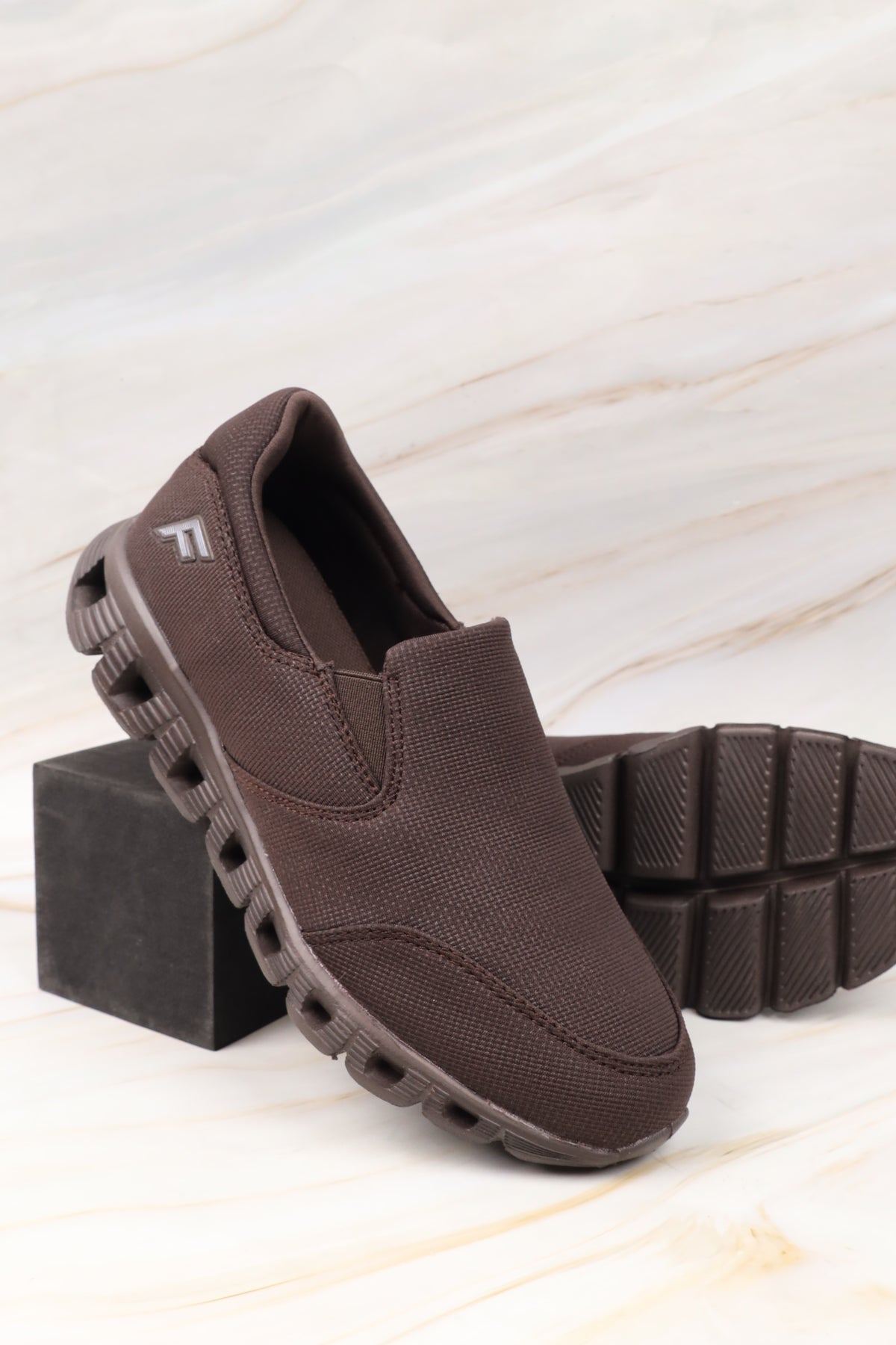 Boys' shoes 19616