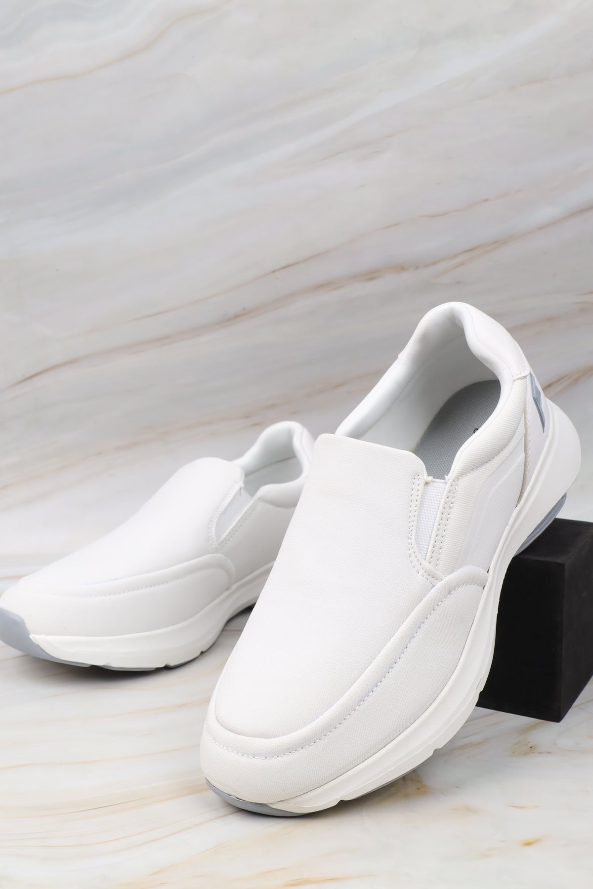 Boys' shoes 19609