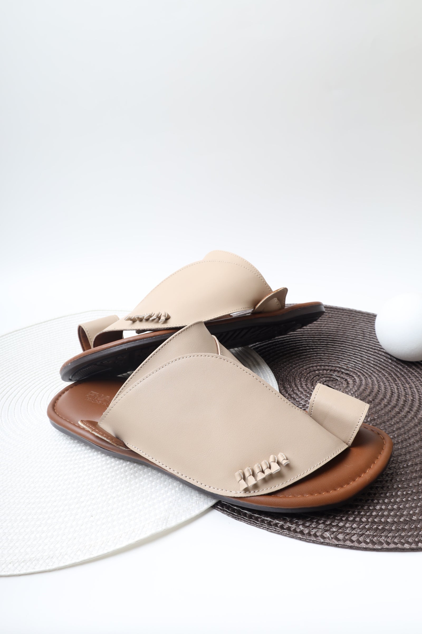 Italian Sharqi 1231457