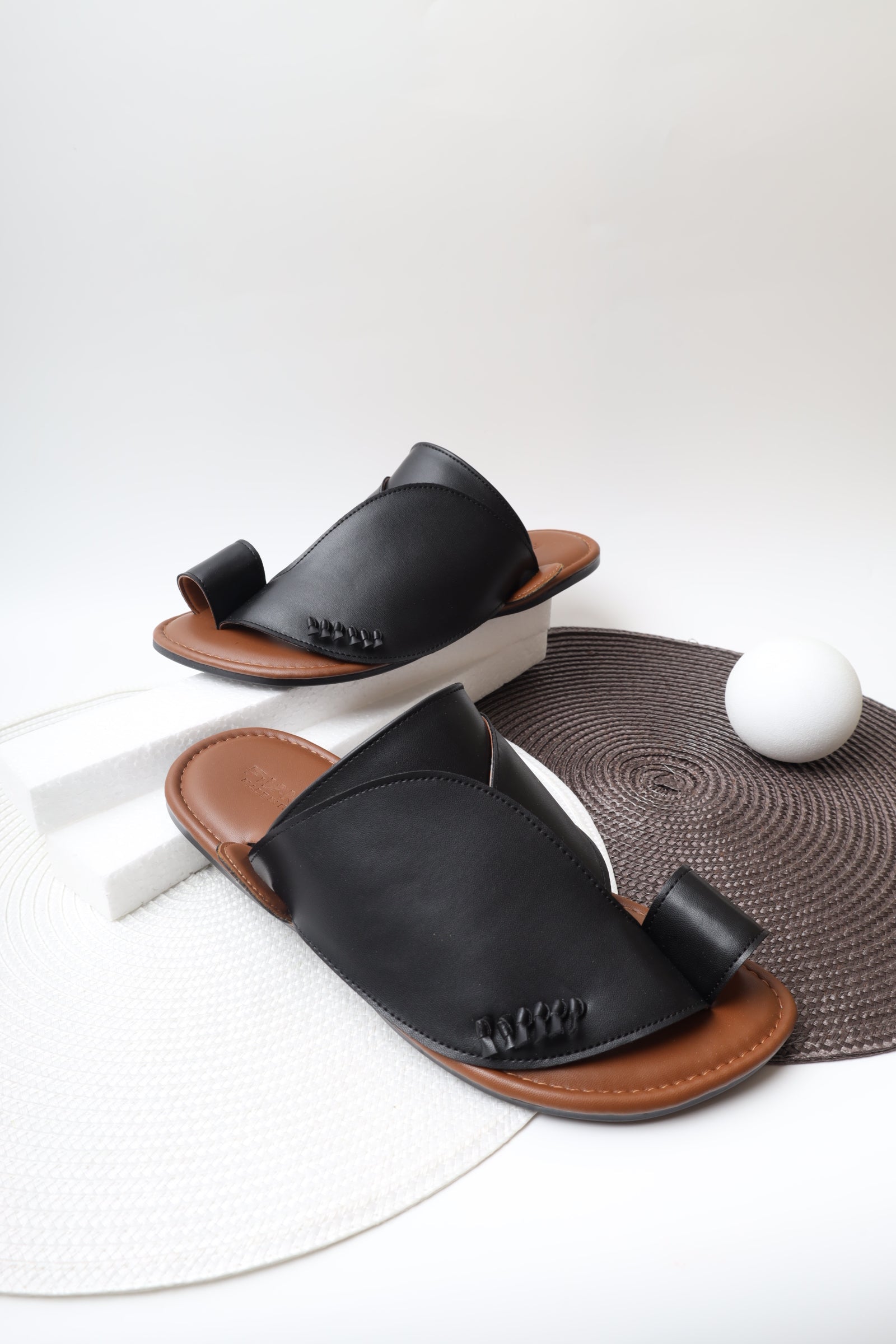 Italian Sharqi 1231457