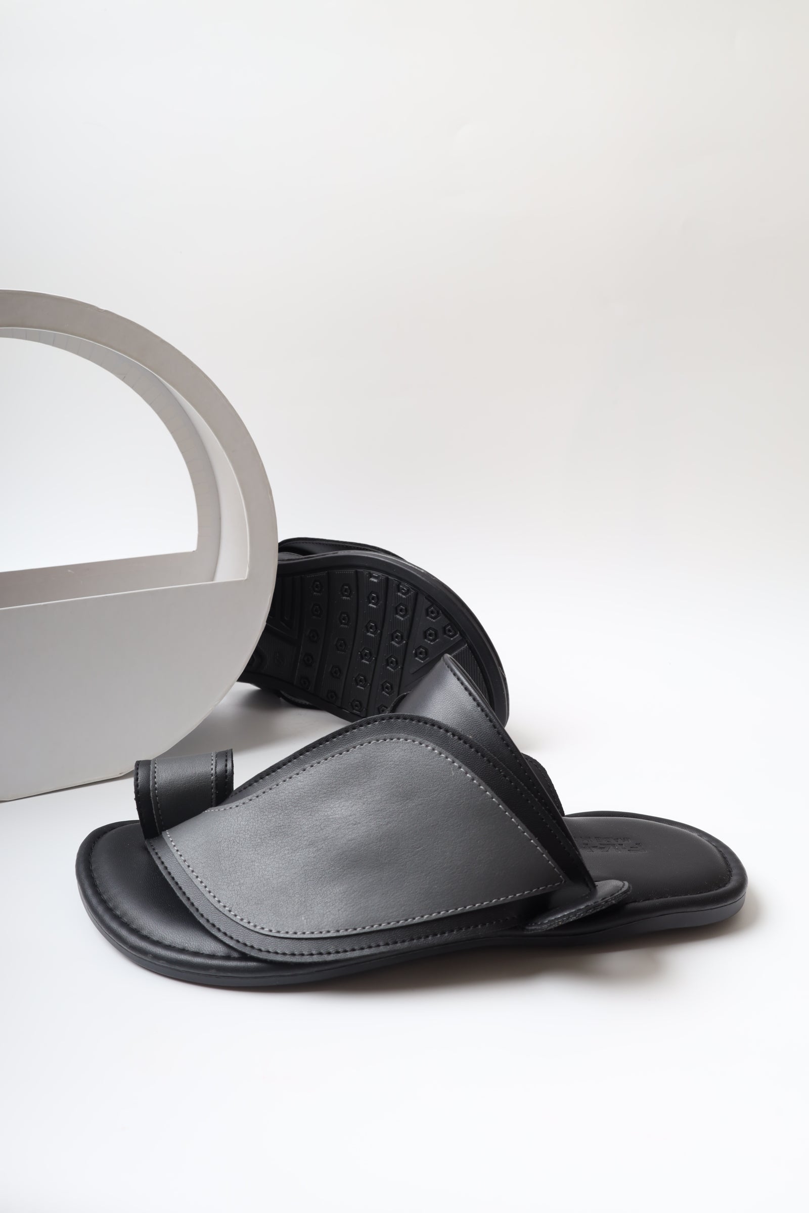 Italian Sharqi 1251011