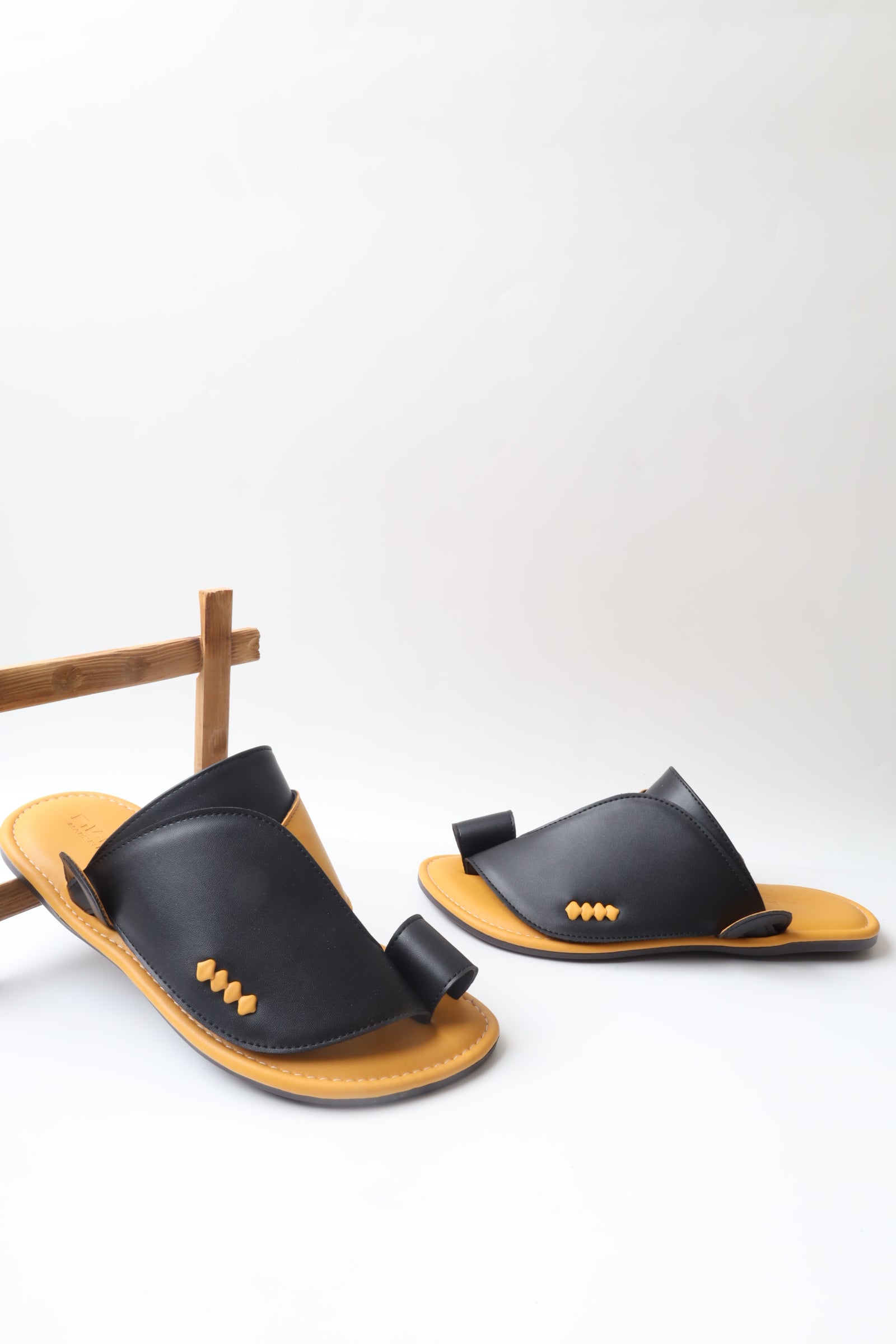 Italian Sharqi 55565